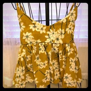 Floral mustard top
